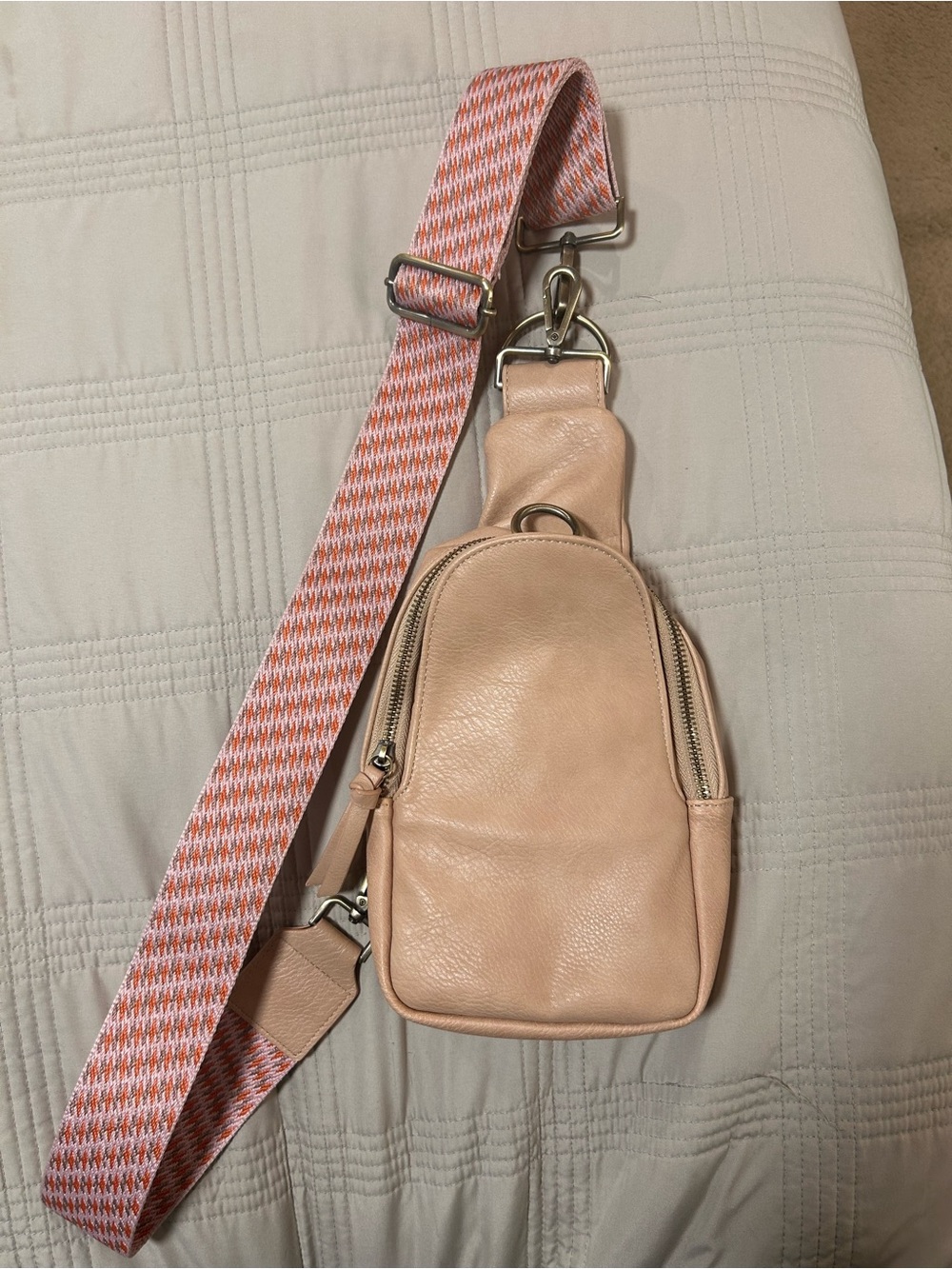 Light pink Leather Crossbody Sling Bag with Patterned Strap